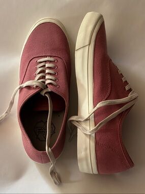 SeaVees Men's Low-Top Sneakers in Dusty Rose with Cream Accents